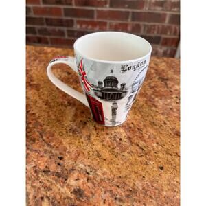 London, England tourist coffee cup